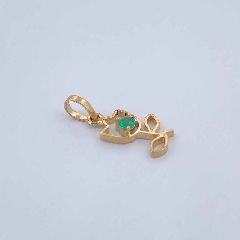 Rose Silhouette Pendant 0.45gr / 3/4 in / 18K Gold