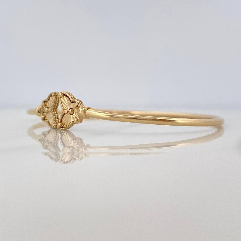 Diamond Cut Butterfly Hoop Bracelet 3.55 g / 6 1/2 in / 1.6 mm 18K Yellow Gold