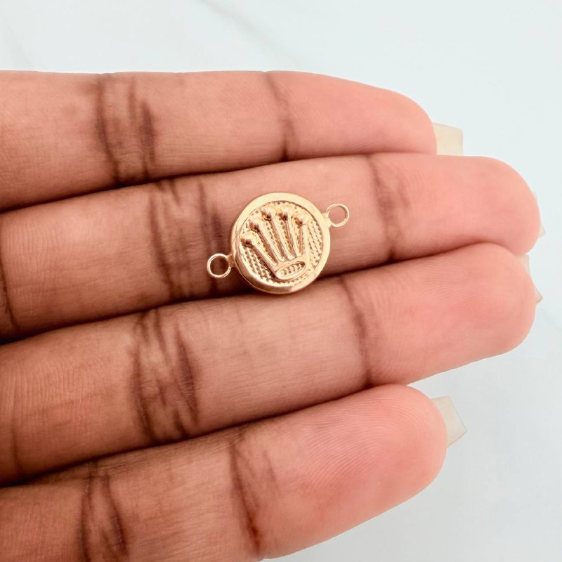 Charm Crown 0.85gr / 3/4 in / 18K Yellow Gold %