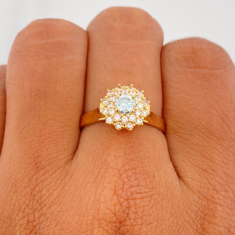 Solitaire Ring Dense Flower 3.6 g / T6 1/2 Yellow Gold 18K