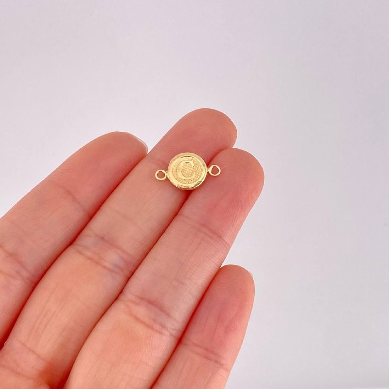 Herraje Circulo Letra C 0.4g / 1/2 in Oro Amarillo 18K