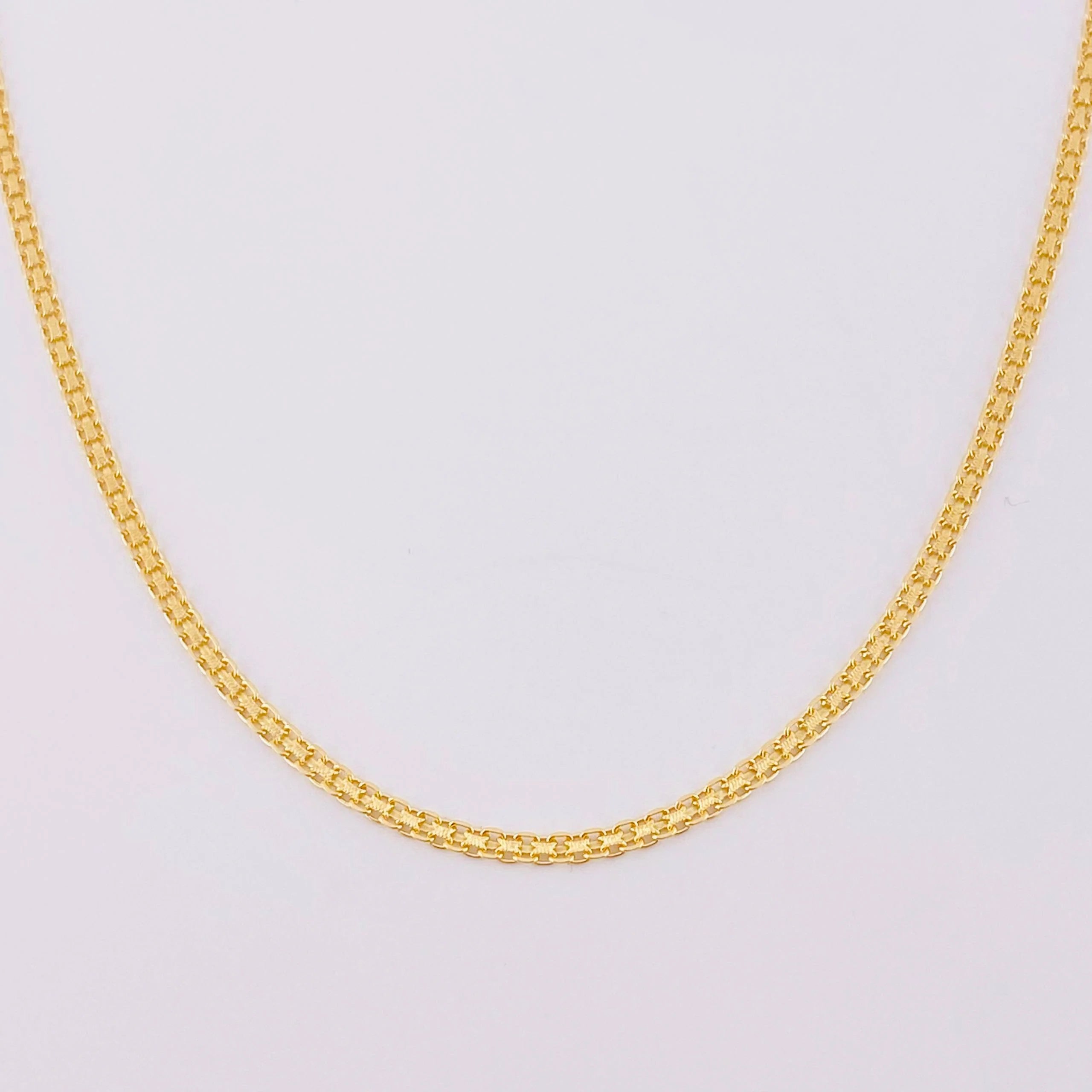 Cadena China 4.3g / 18 in / 2mm Oro Amarillo 18K