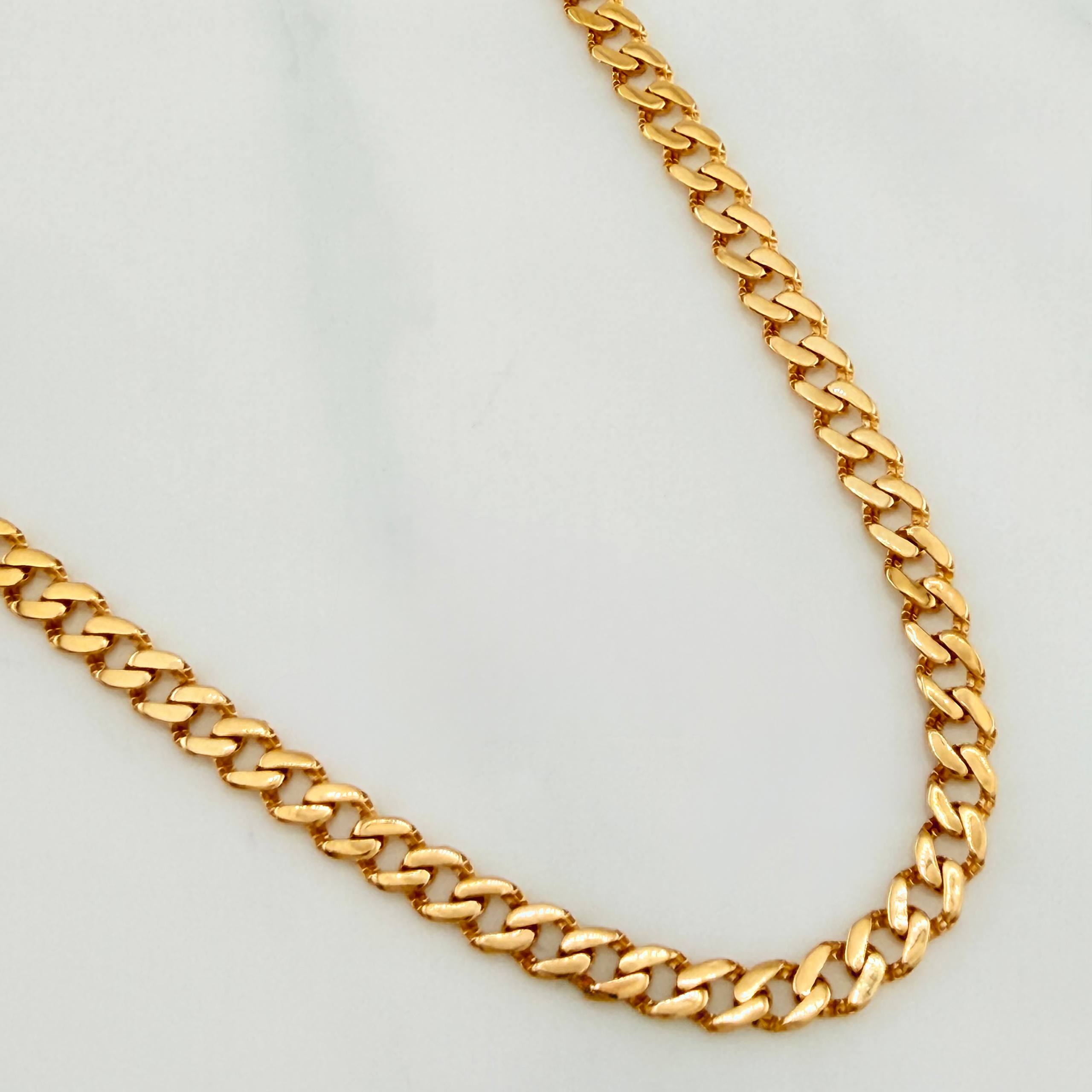 Cuban Links 15.85 g / 24 1/4 in / 4.4 mm 18K Yellow Gold
