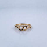 Infinity Ring 1.65gr / Size 5 3/4 / 18K Gold &