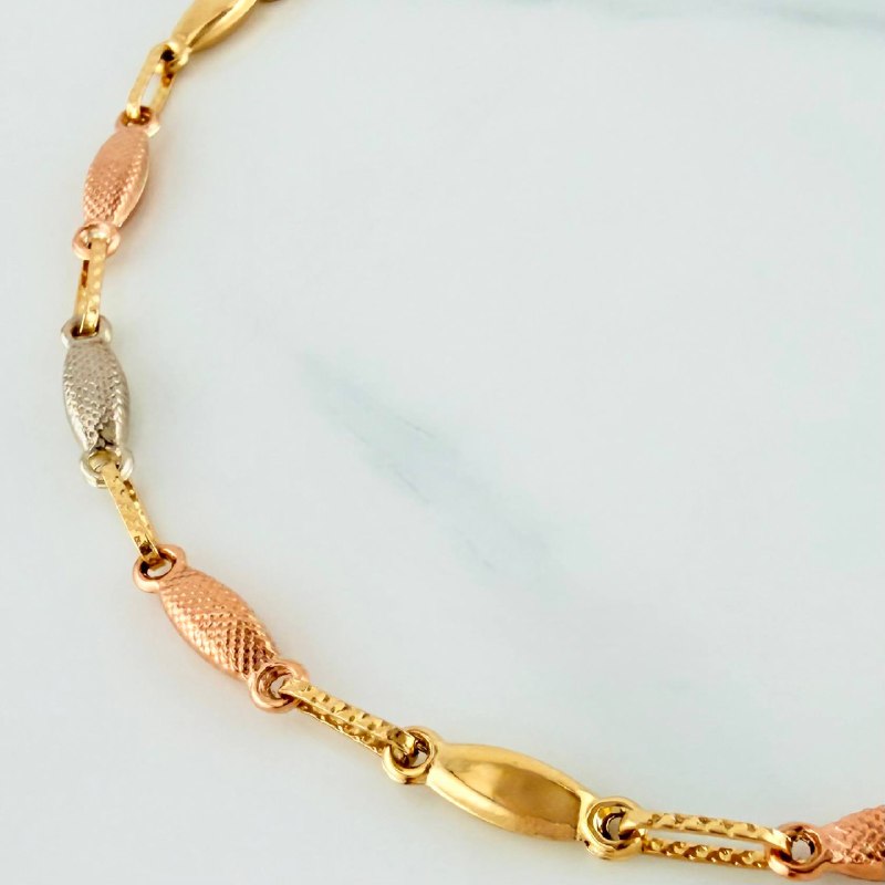 Pulso Rustico Eslabon 3.4 g / 8 1/4 in / 3.5 mm Tres Oros 18K
