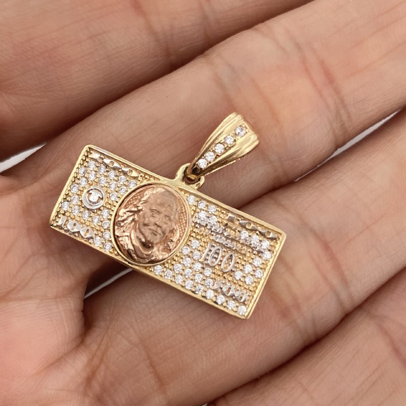 Dije 100 Dolares 3.5gr / 3/4 in / Tres Oros 18K $