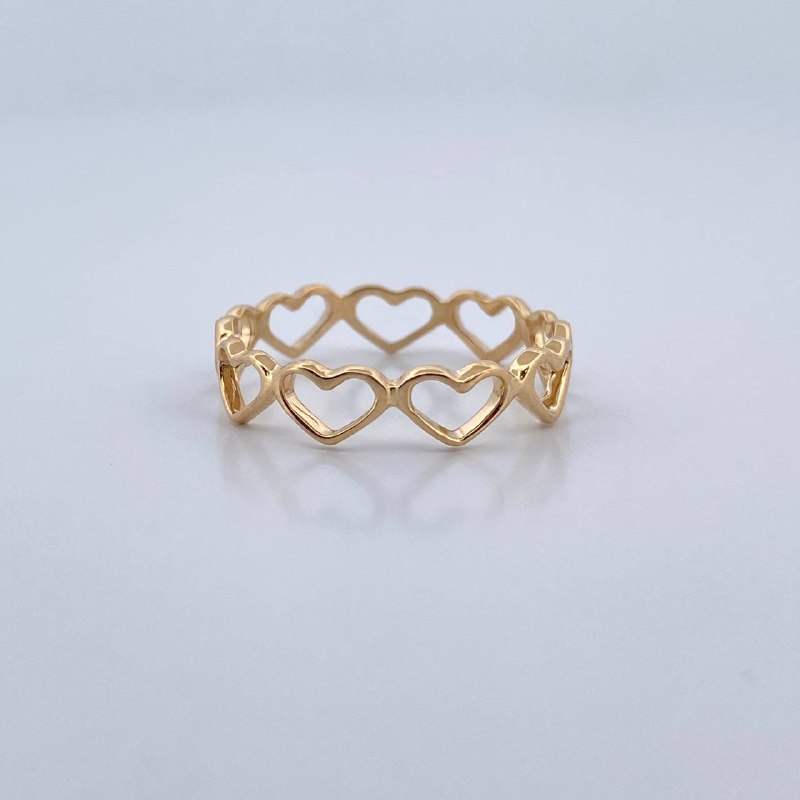 Hearts Ring 1.75gr / Size 9 1/2 / 18K Gold &