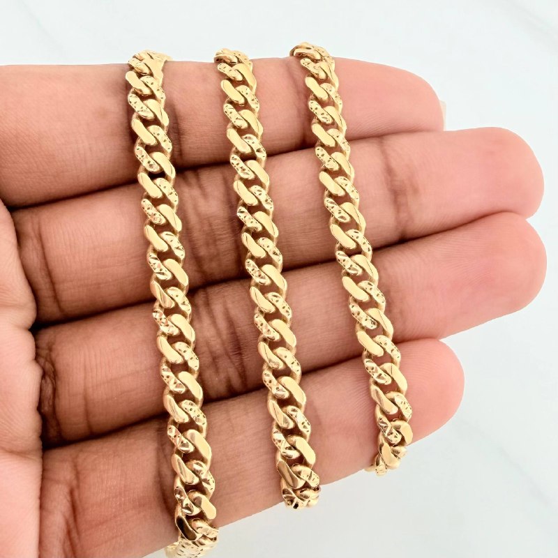 Cadena Cubana Infinito 19.4 g / 24 in / 4.8 mm Oro Amarillo 18K