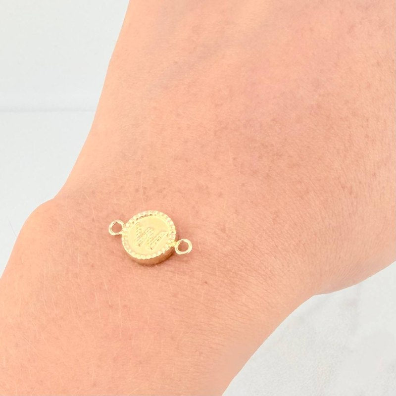 Herraje Circulo Letra W 0.6g / 3/4 in Oro Amarillo 18K
