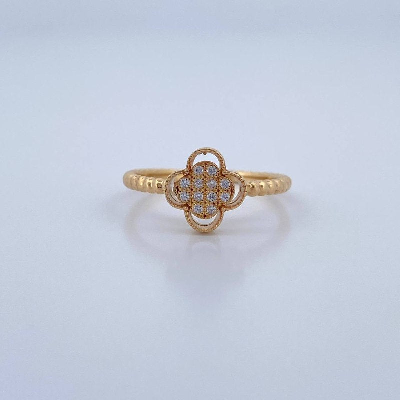Ring Clover 1.9gr / Size 5 1/2 / 18K Gold &