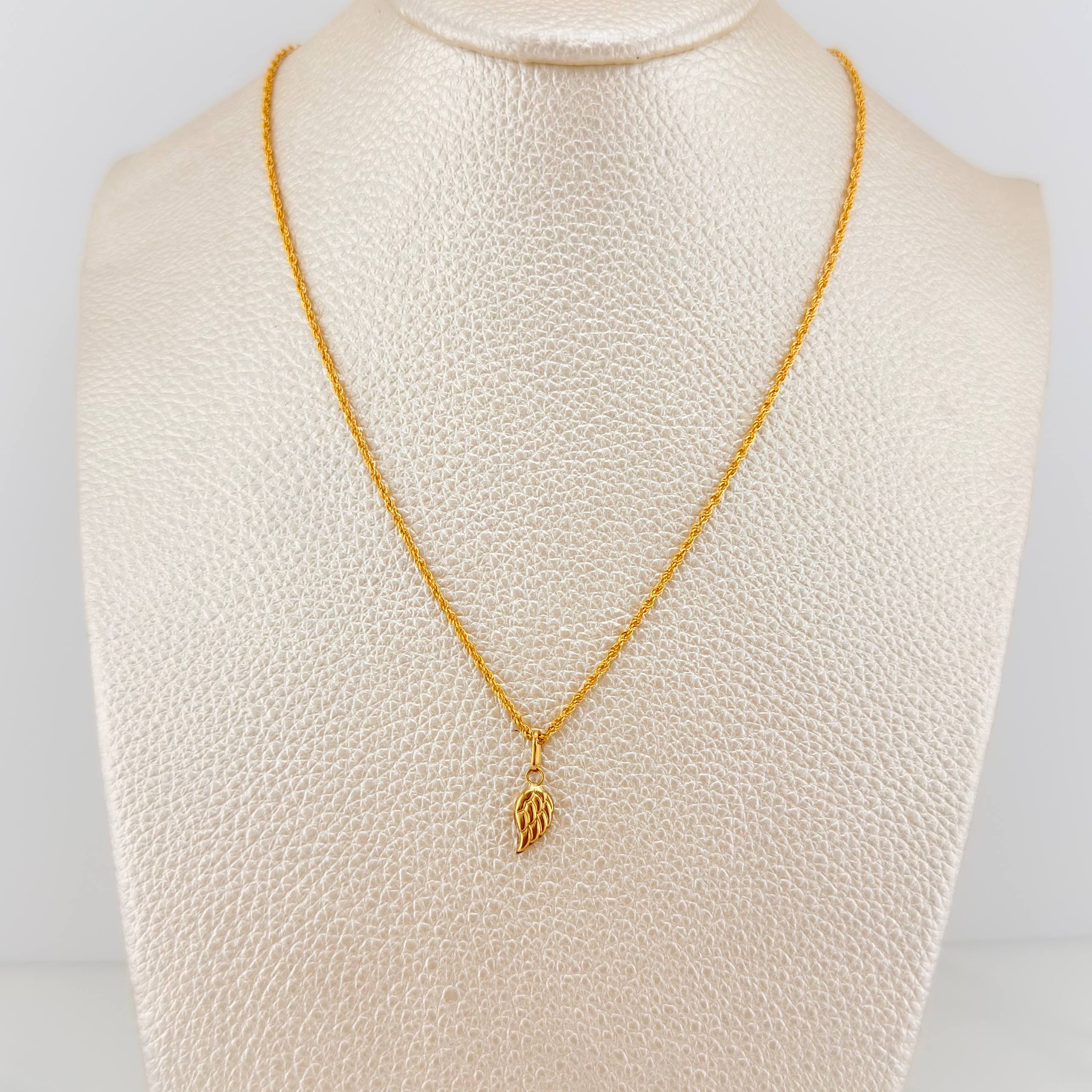 Set Cadena Lazo + Dije Ala / 1,15 gr / 17 3/4 in Oro Amarillo 18K