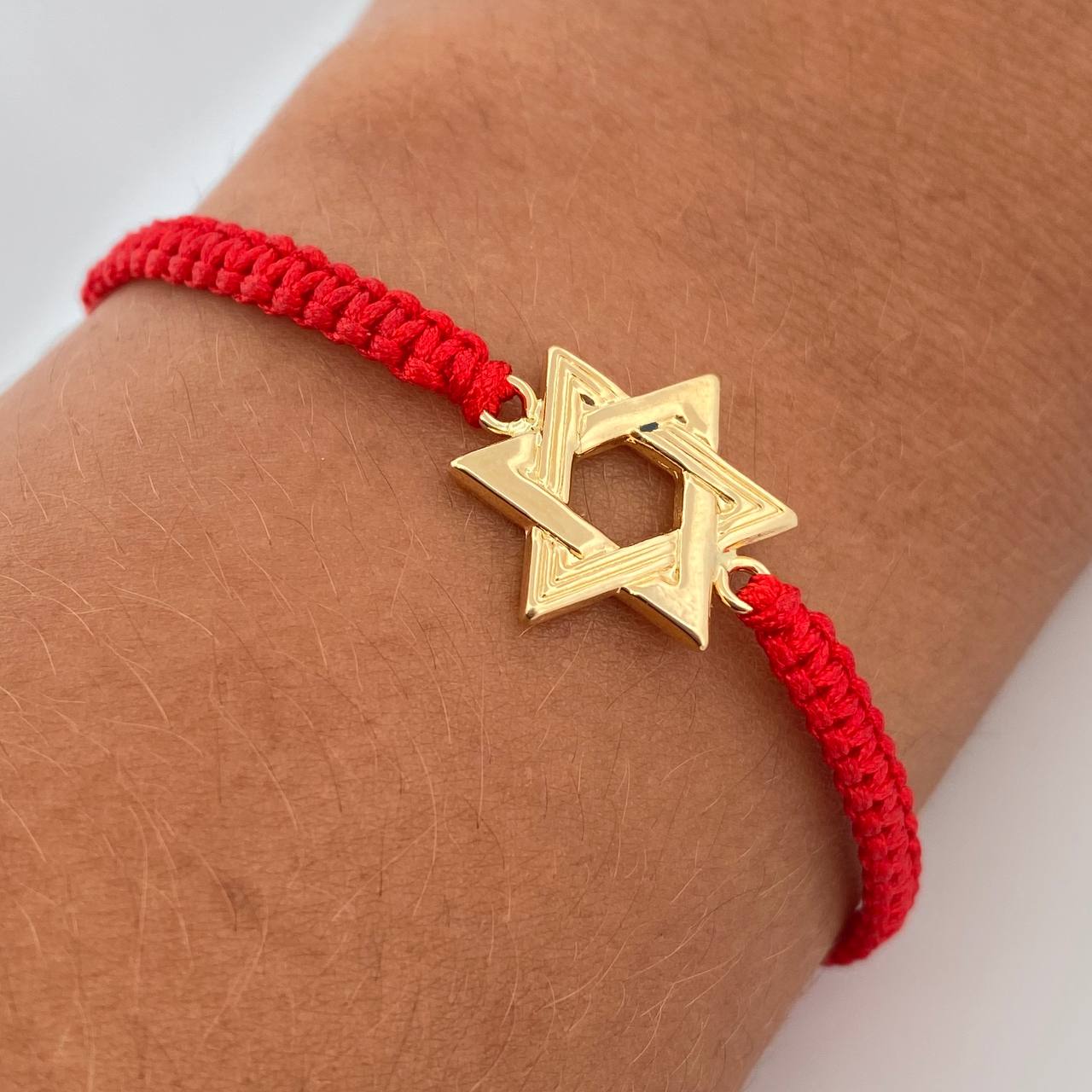 Red Woven Bracelet Star of David 1.1gr / 18K Gold $