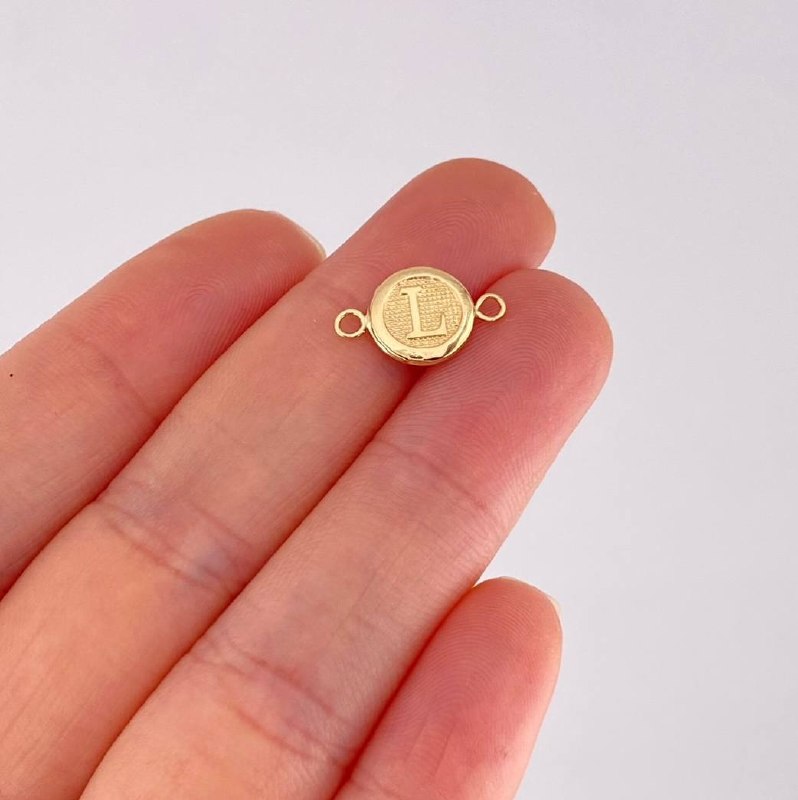Charm Circle Letter L 0.4g / 1/2 in Yellow Gold 18K