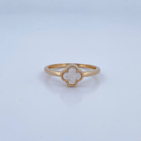 Anillo Trebol 1.95gr / T6 3/4 / Oro 18K &