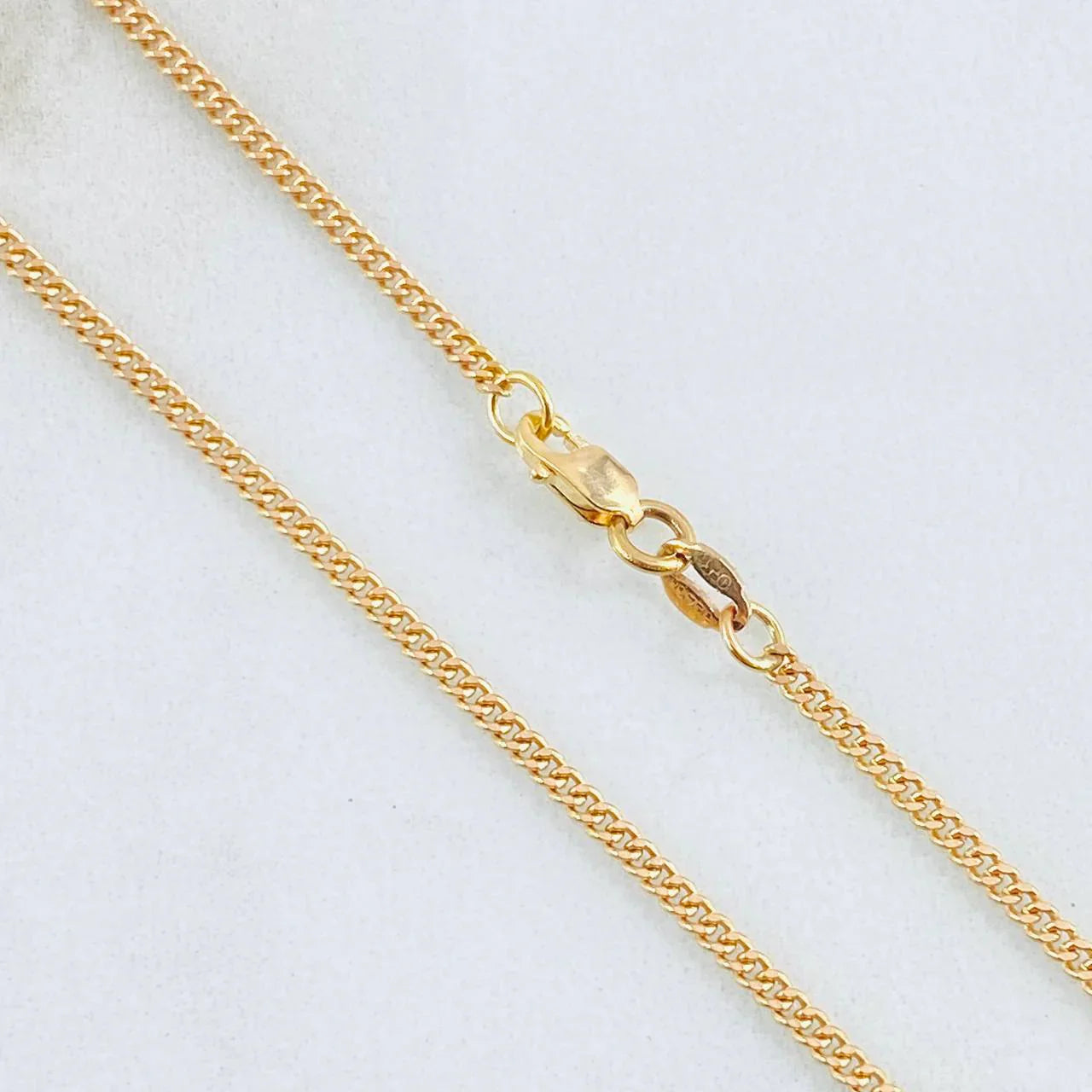 Cadena Cubana 2.05 g / 61 cm / 2 mm Oro Amarillo 18K