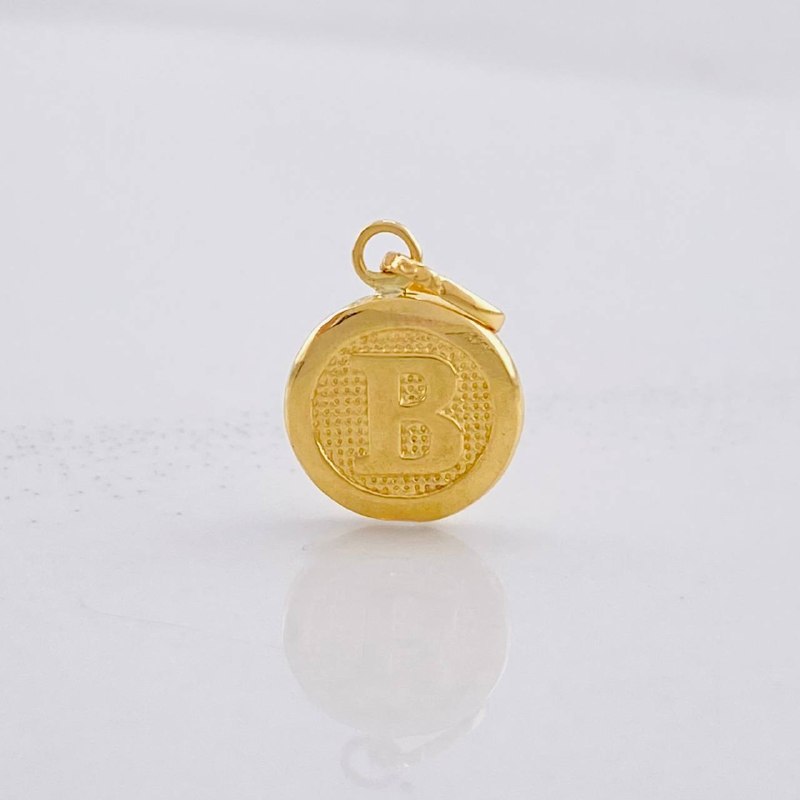 Dije Circulo Letra B 0.35g / 3/4 in Oro Amarillo 18K