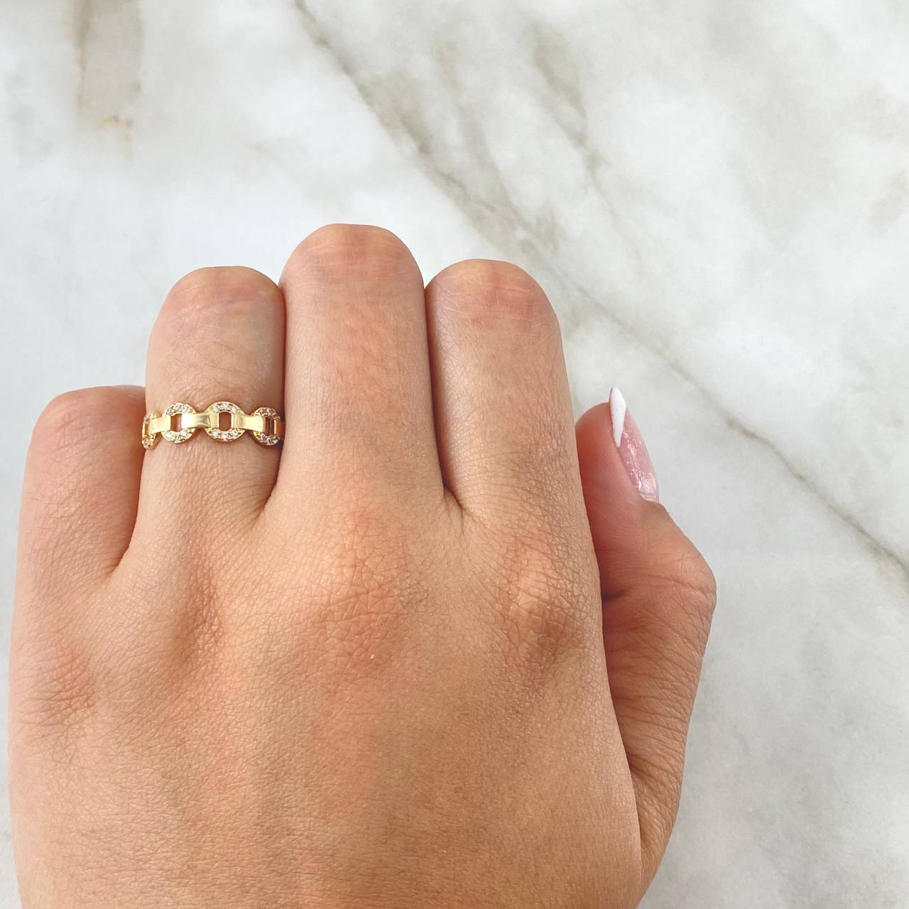 Anillo Cubano Parcial 1.75gr / T6 3/4 / Circones Blancos Oro Amarillo 18K ©