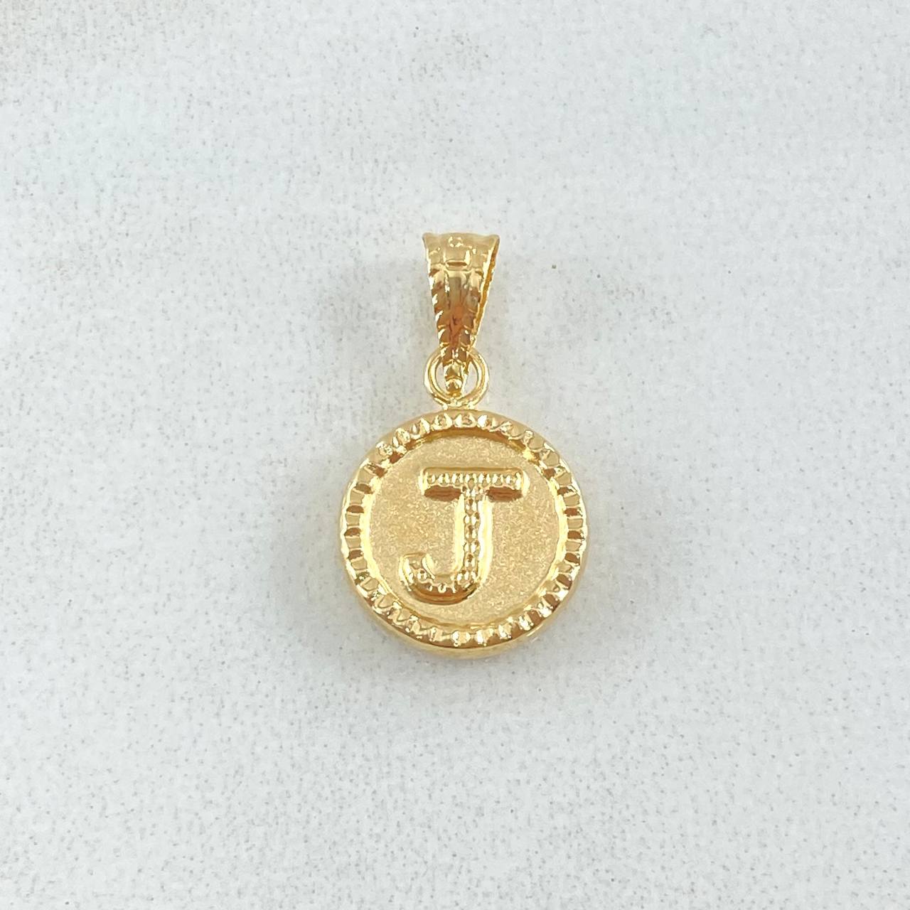 Dije Letra J 0.4gr / 1.5cm / Circulo Cargador Bordeado Oro Amarillo 18K *
