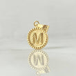 Dije Letra M 0.55gr / 1.7cm / Circulo Cargador Bordeado Oro Amarillo 18K