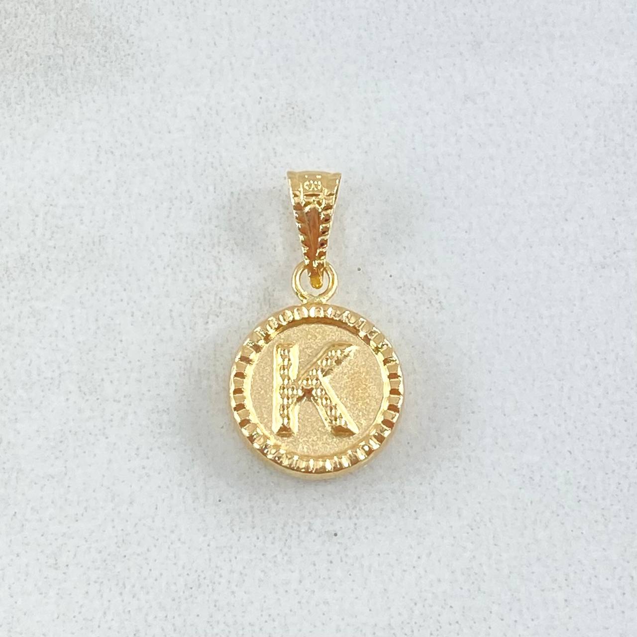 Dije Letra K 0.6gr / 1.7cm / Circulo Cargador Bordeado Oro Amarillo 18K