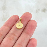 Dije Letra S 0.65gr / 1.7cm-Mate-Bordeado Oro Amarillo 18K ©