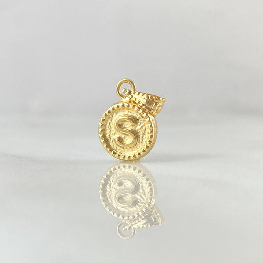 Dije Letra S 0.4gr / 1.5cm-Mate-Bordeado Oro Amarillo 18K ©