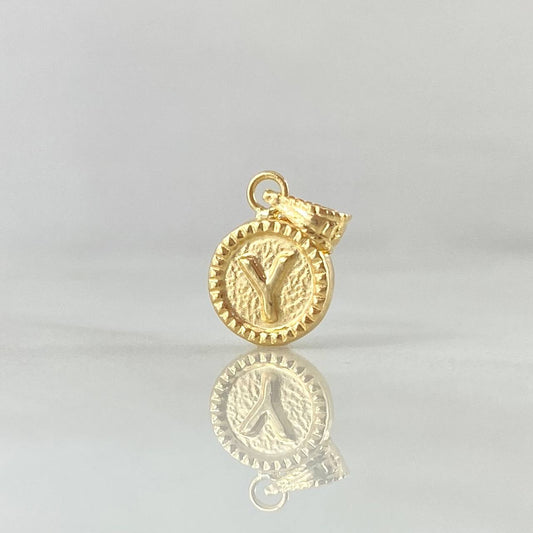 Dije Letra Y 0.45gr / 1.4cm / Circulo Cargador Bordeado Oro Amarillo 18K