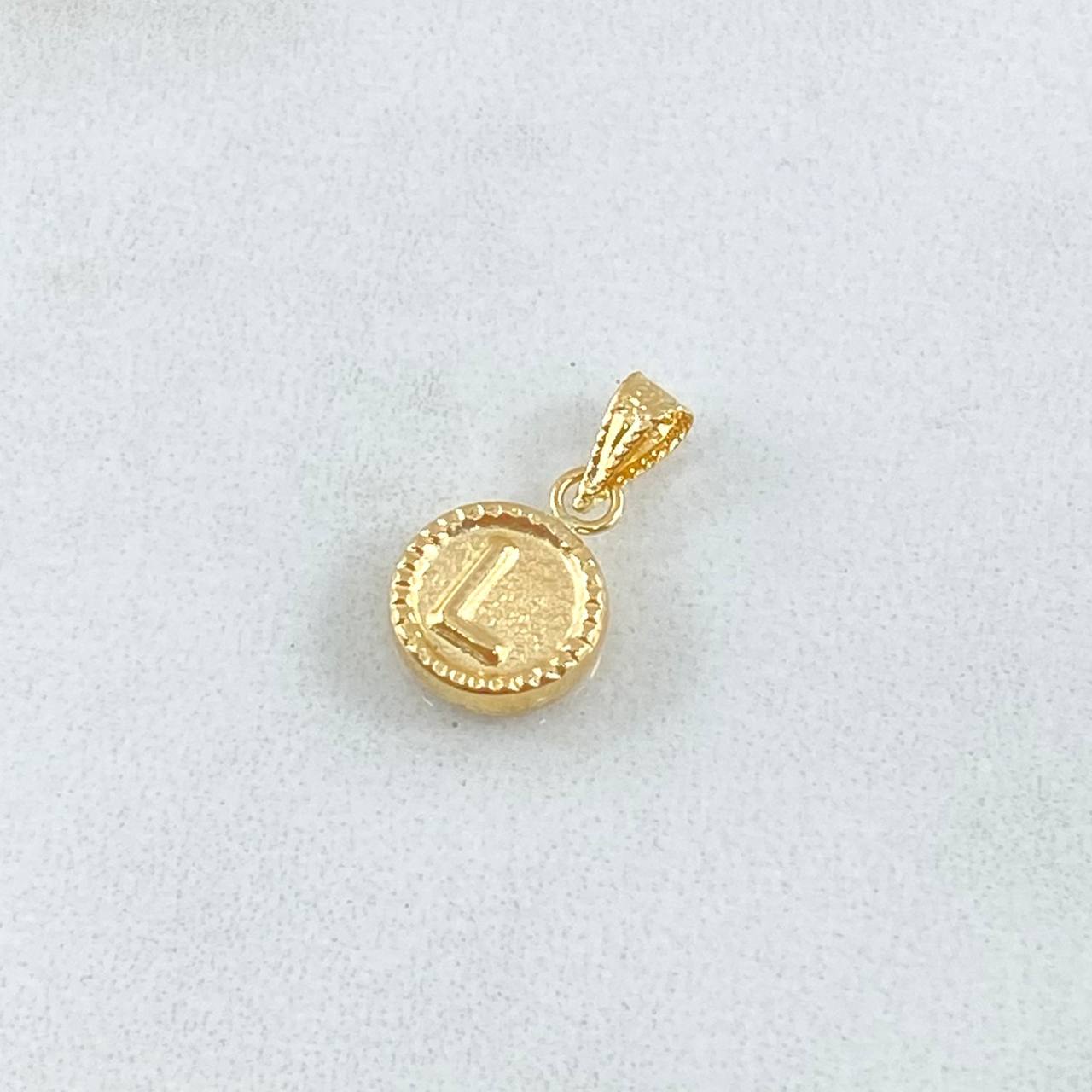 Pendant Letter L 0.4gr / 0.6in / Bordered Charger Circle 18K Gold