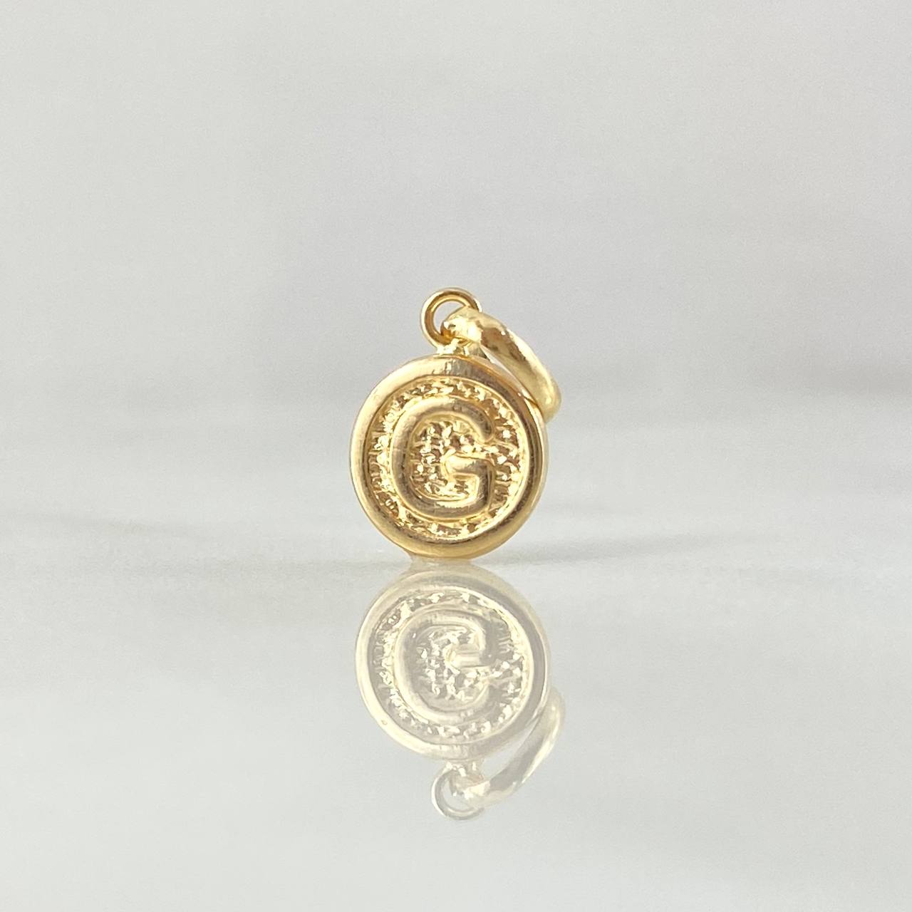 Dije Letra G 0.4gr / 1.5cm / Circulo Texturizado Oro Amarillo 18K *