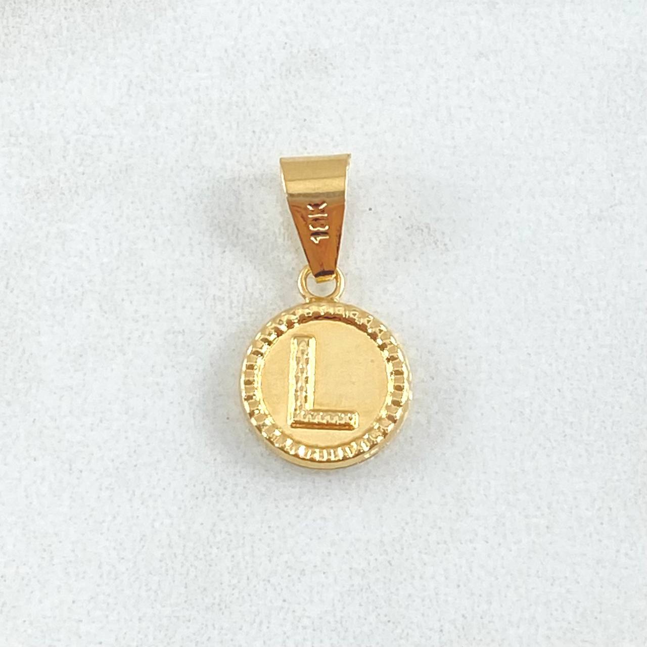 Pendant Letter L 0.6gr / 0.7in / 18K Gold ©