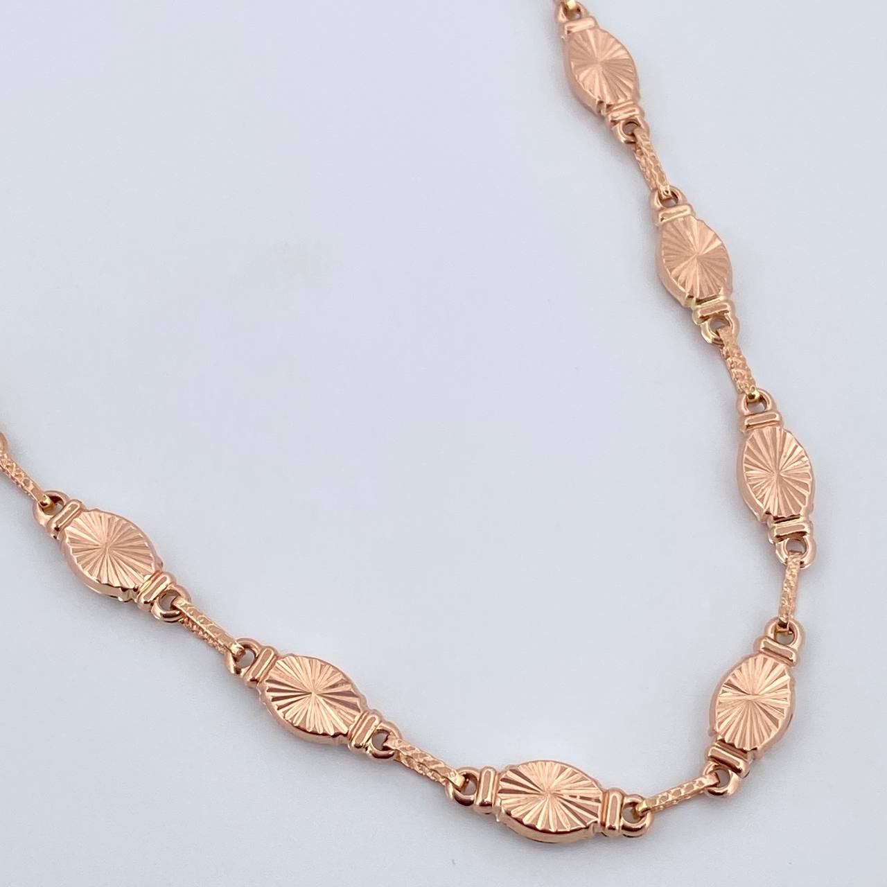Cadena Rustica Eslabon 13.1gr / 60.8cm / Oro Rosa 18K $
