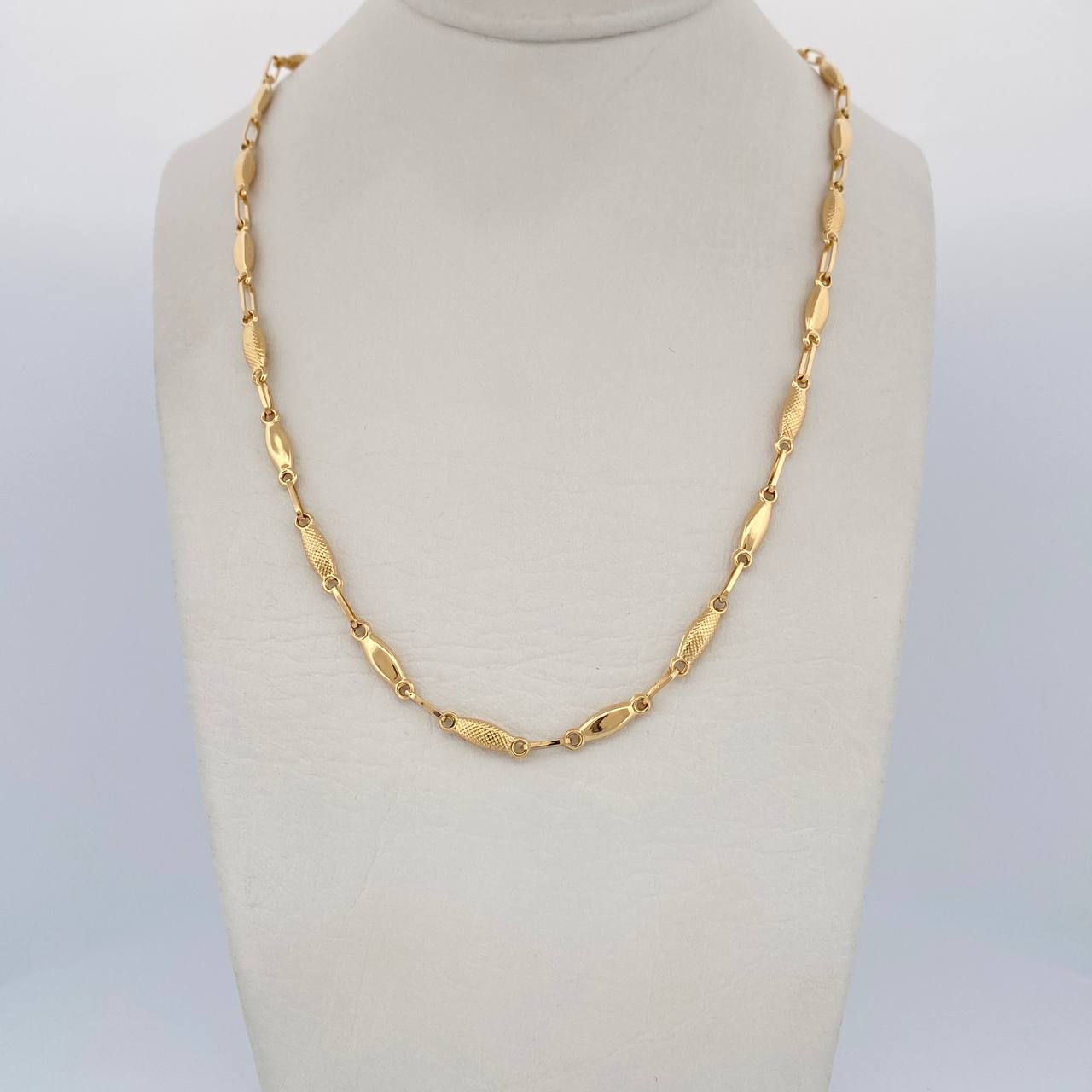 Bud Chain 8.1gr / 22.0in / 18K Gold $