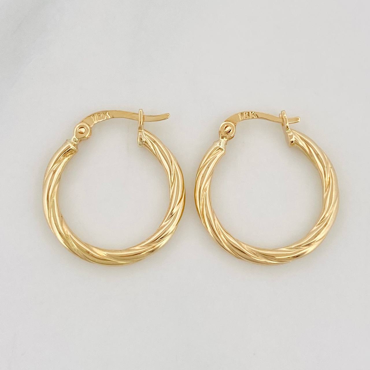 Candongas Sofi 1.9g / 1 in Oro Amarillo 18K