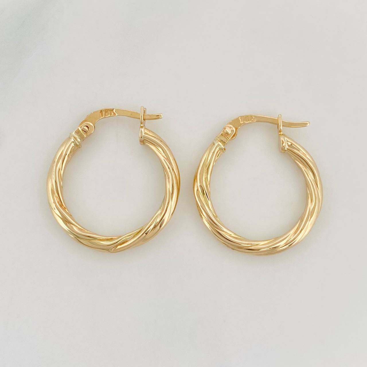 Candongas Kari 1.3g / 3/4 in Oro Amarillo 18K