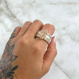 Dollar Sign Ring 9.8gr / T10 / White Zircons Three 18K Golds