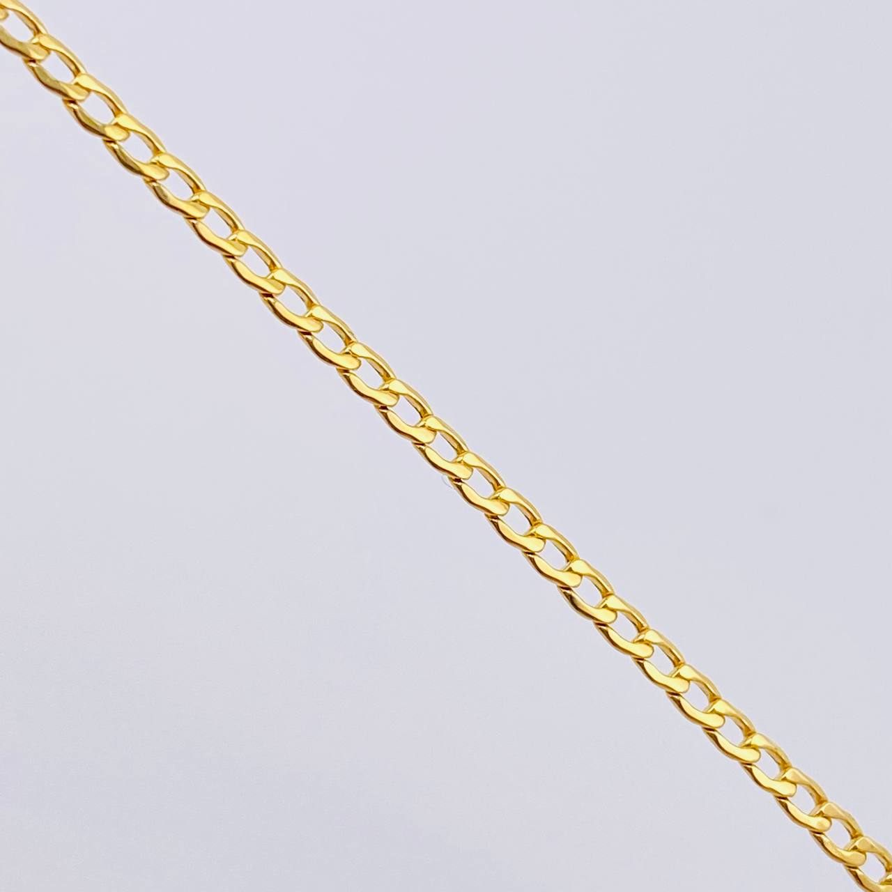 Cuban Links Bracelet 1.3gr / 7 1/2 in / 2.4mm Yellow Gold +1 18K