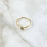 Nine-Petal Flower Ring 1.35gr / Size 6 3/4 / 18K Gold ©
