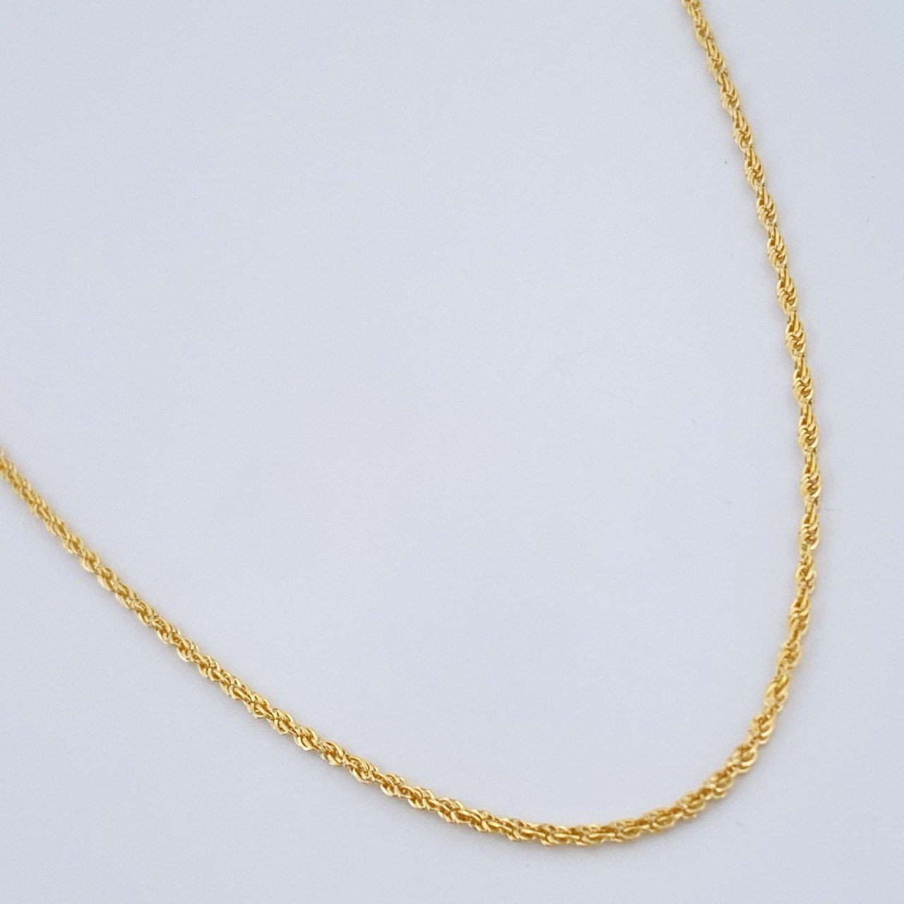 Rope Chain 1.5gr / 17 3/4 in / 18K Gold +3 $