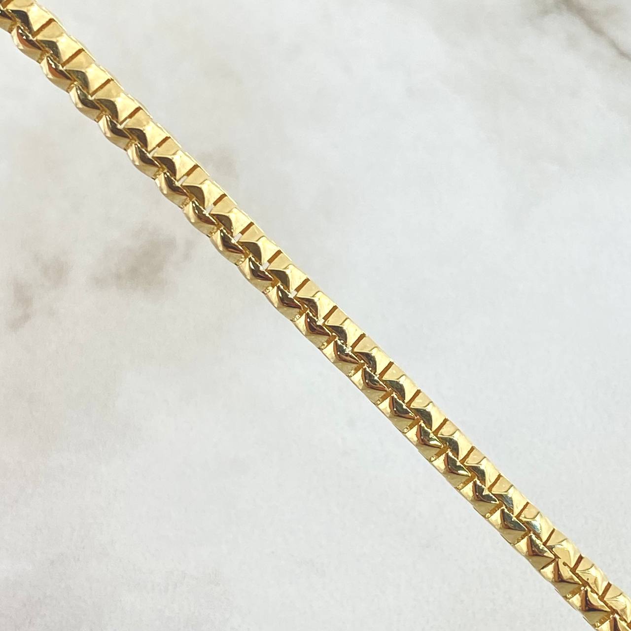 Venetian Bracelet Cubicular 8.95gr / 8.3in / 18K Gold +4$