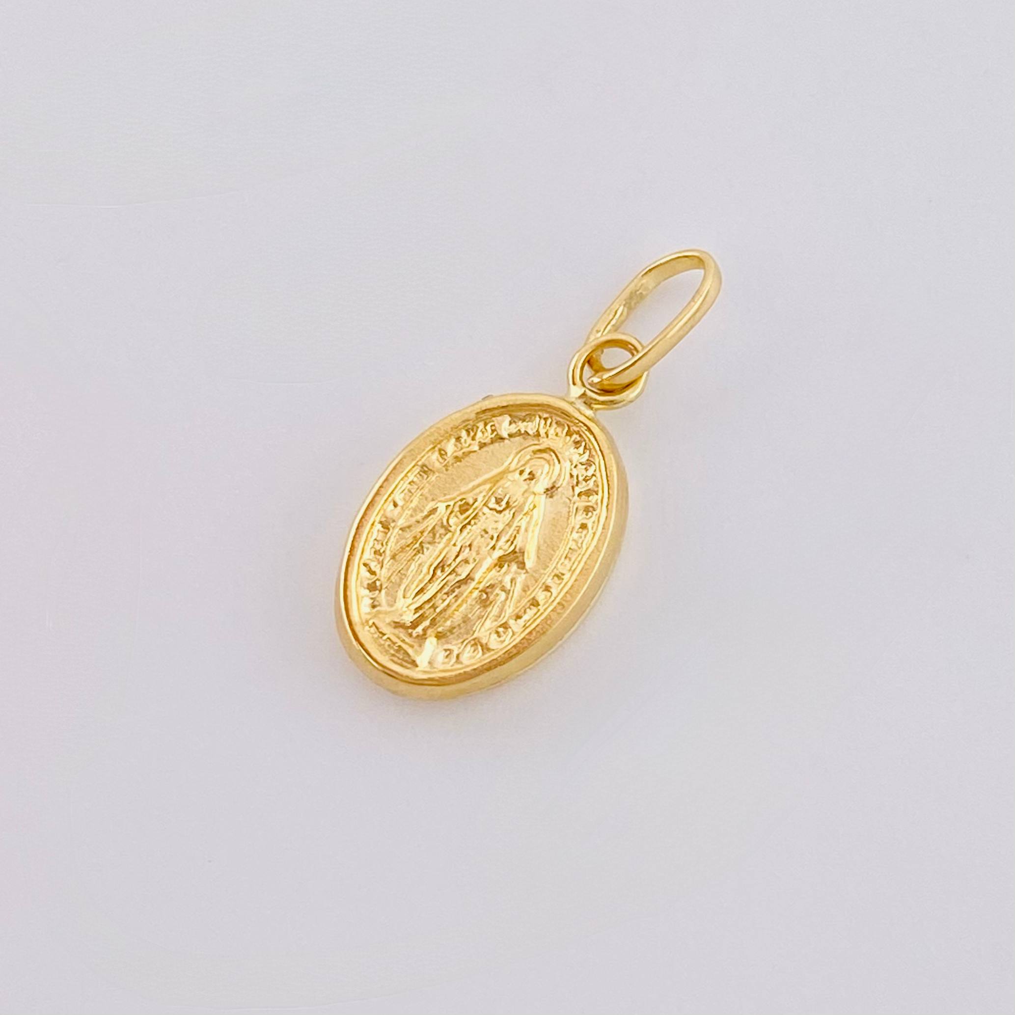 Dije Virgen Milagrosa 0.4gr / 1/2 in / Oro Amarillo 18K