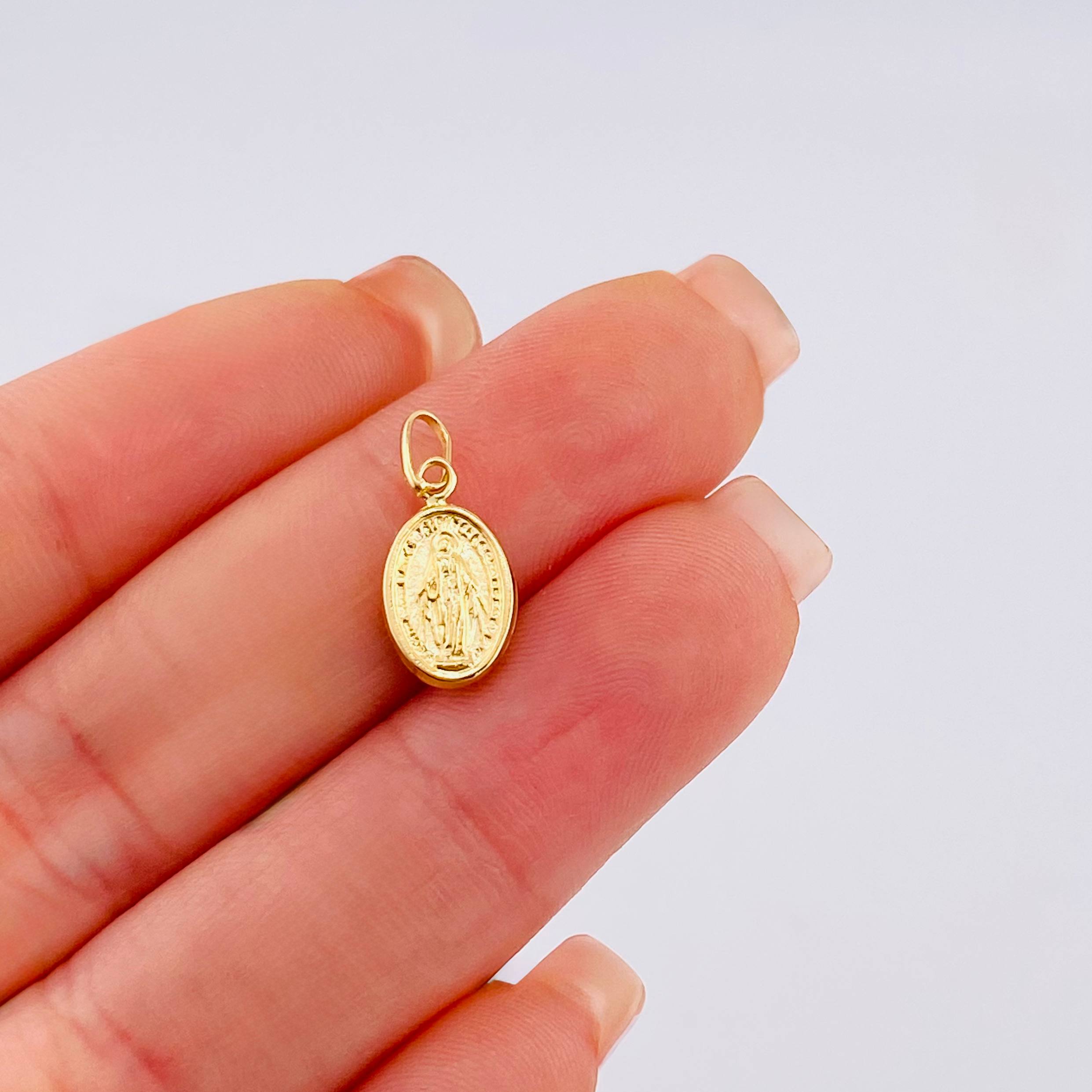 Dije Virgen Milagrosa 0.4gr / 1/2 in / Oro Amarillo 18K
