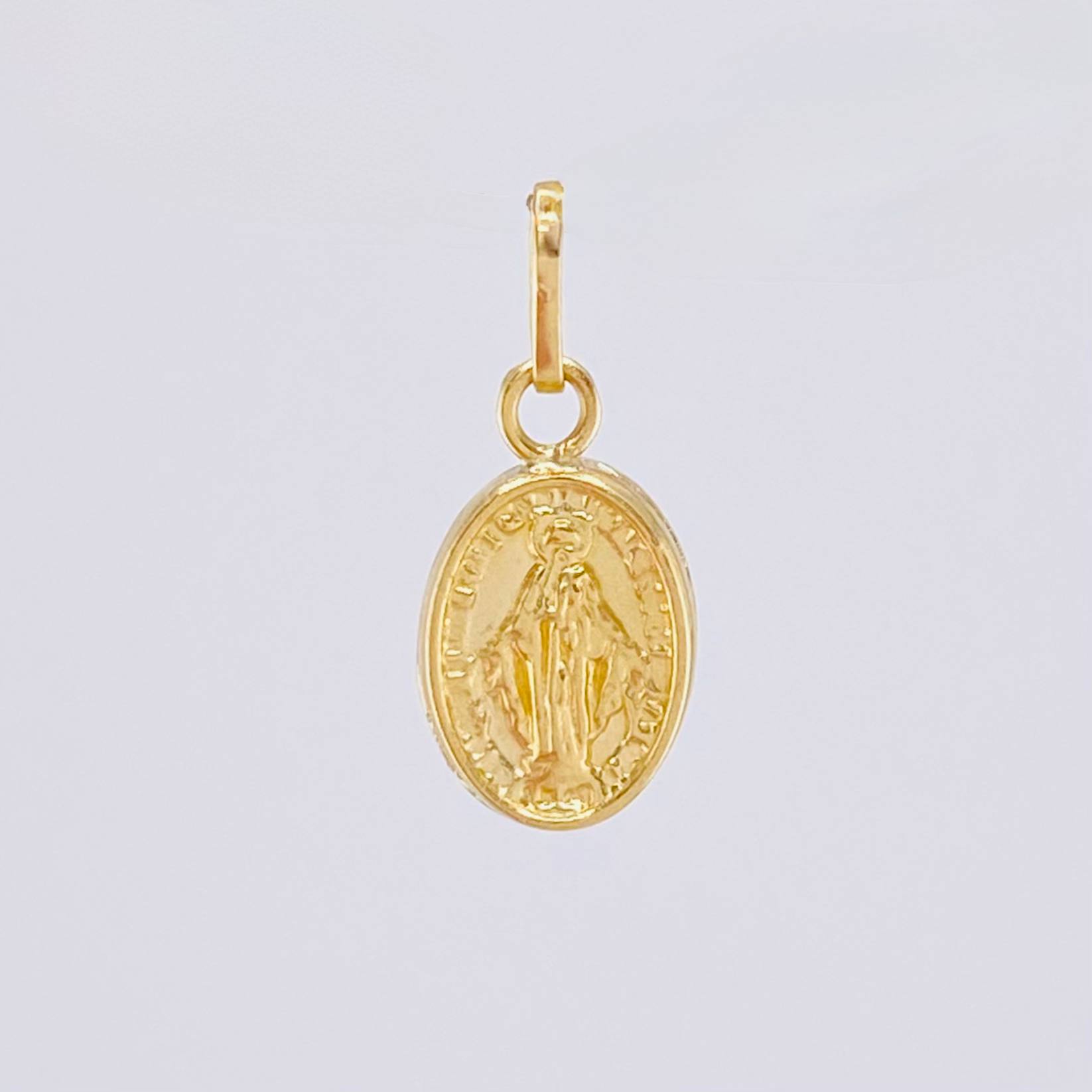 Dije Virgen Milagrosa 0.4gr / 1/2 in / Oro Amarillo 18K ©