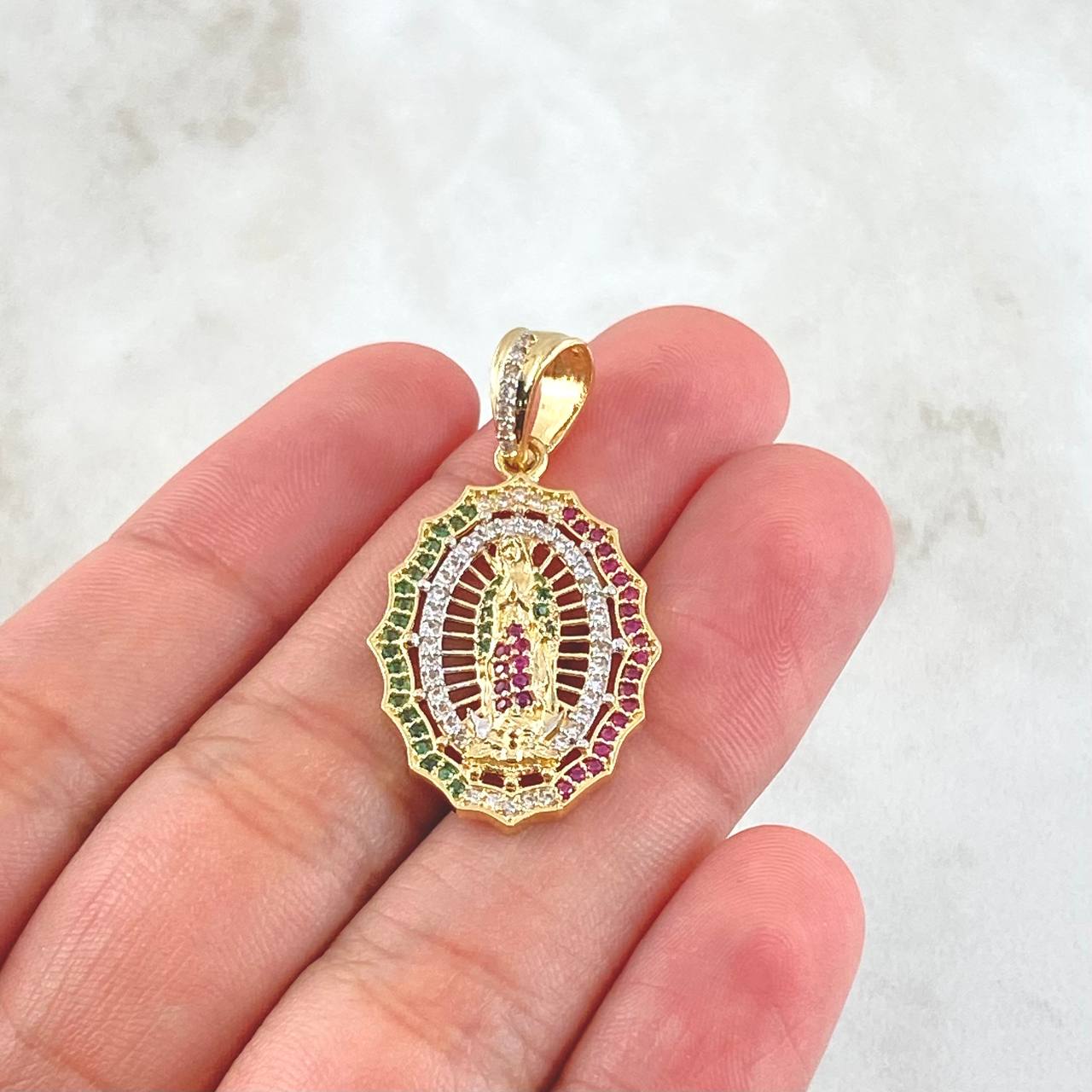 Pendant Virgin Guadalupe 4.35gr / 1.4in / 18K Gold