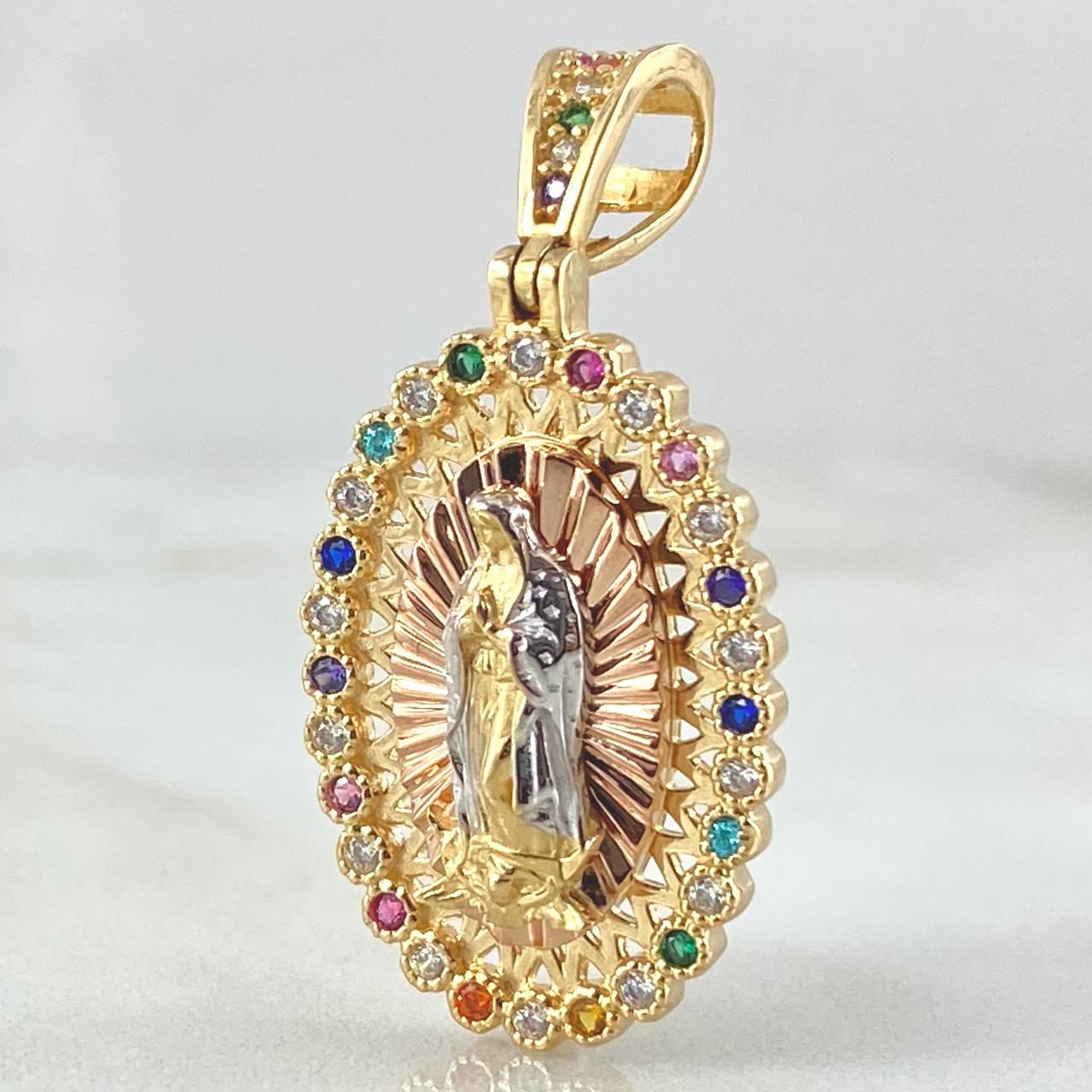 Pendant Virgin Guadalupe 4.6gr / 1.4in / Three 18K Golds *