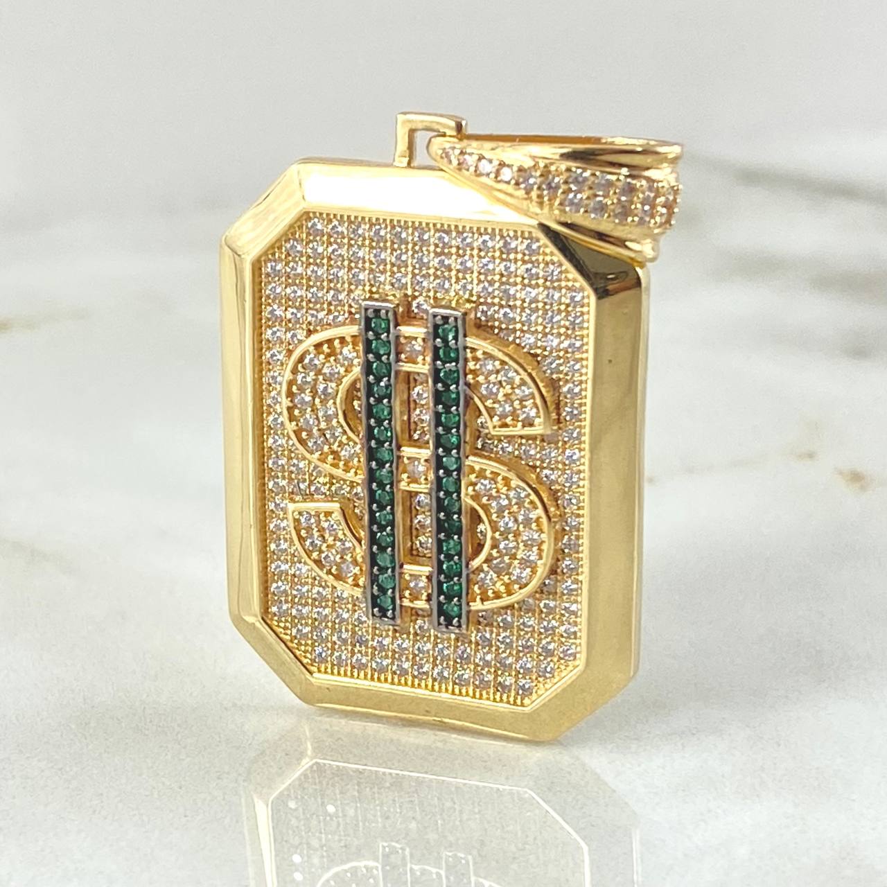 Pendant Sign Plate Weight 11.15gr / 1.8in / 18K Gold