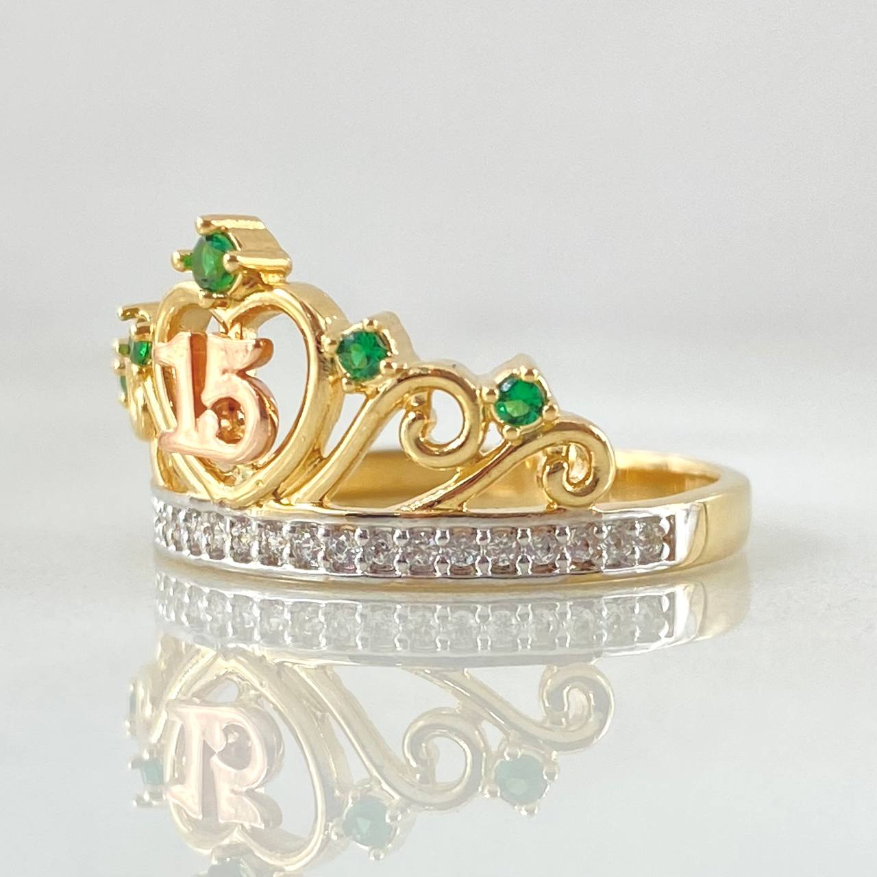 Heart Crown Ring Quinces 3.2gr / Size 7 1/4 / Two Tone Yellow White 18K