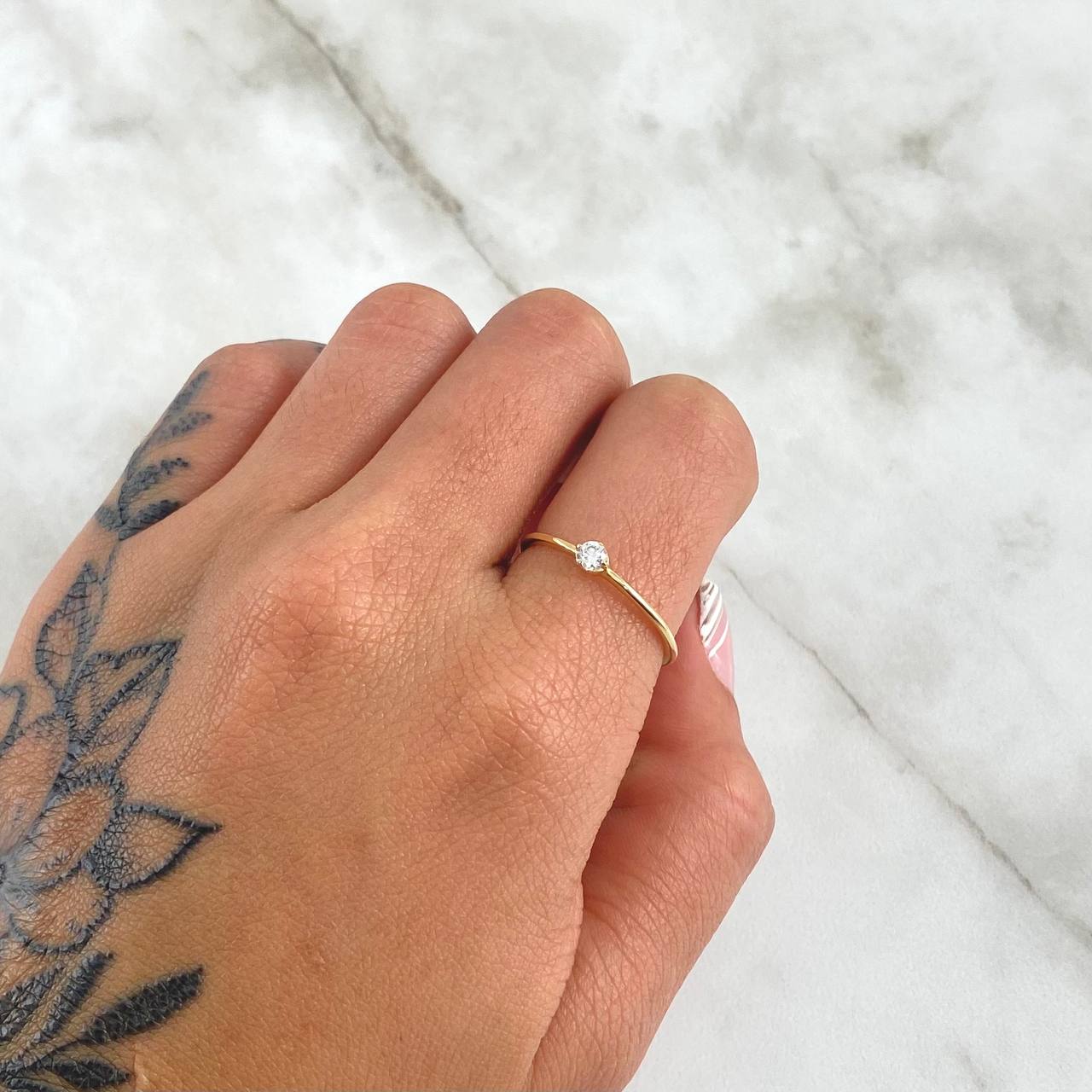 Fine Solitaire Ring 1.15gr / Size 7 1/4 / White Zircon Yellow Gold 18K ©