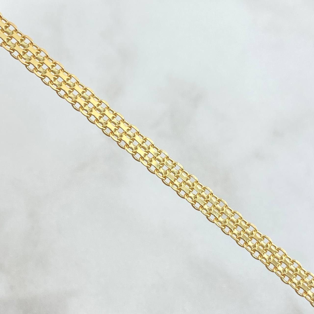 Pulso Chino 4.4gr / 8 1/4 in / 3.2mm Oro Amarillo +1 18K