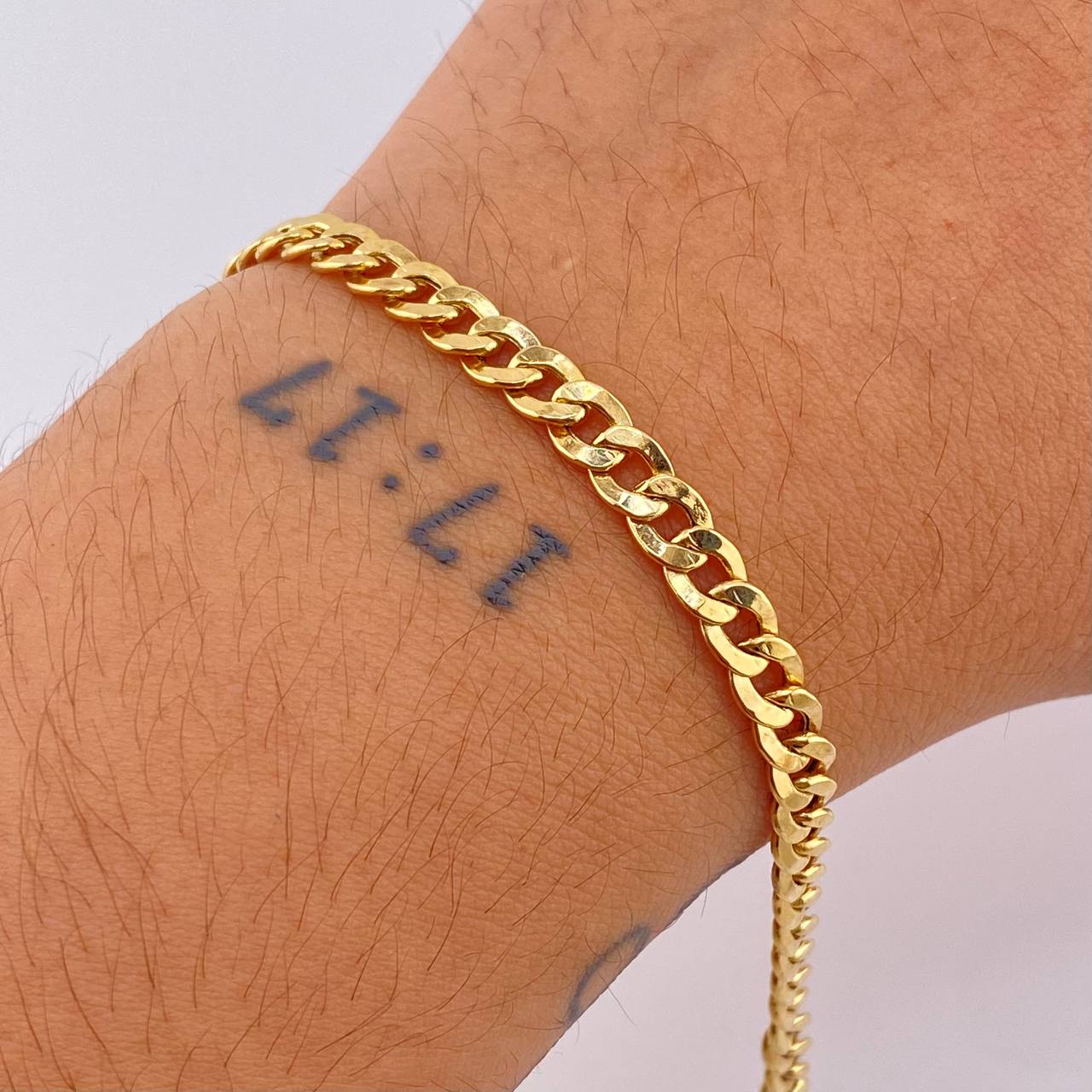 Pulso Cubano 4gr / 6 3/4 in / 4.8mm Oro Amarillo +1 18K ©