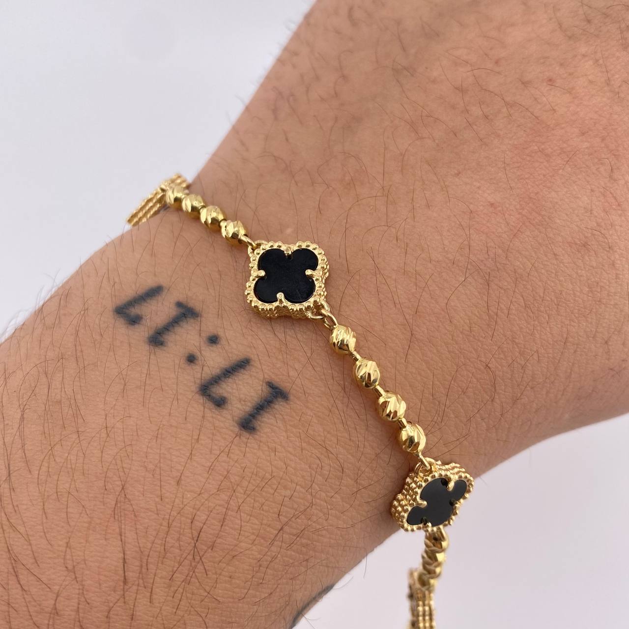 Pulso Militar Trebol Negro 10.4gr / 7 3/4 in / 10mm Oro Amarillo Nac.Esp. 18K ©